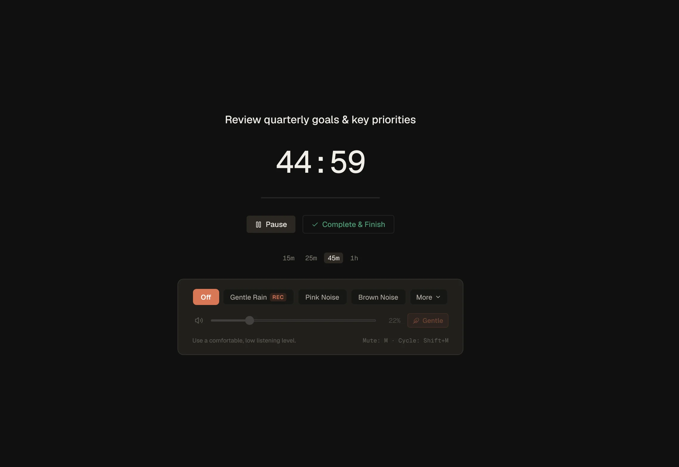 Focus mode: a full-screen single-task timer with pause and complete controls, 15 to 60 minute presets and optional ambient soundscape.